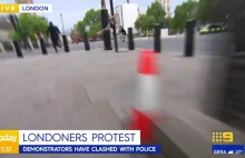 #blacklivesmatter w Londynie atakują australijskich reporterów