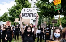 Warszawa:Protest przed ambasadą USA. Zgromadzeni krzyczeli I can't breathe