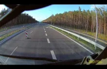 Jak (nie)prawidłowo zawracać na autostradzie A6