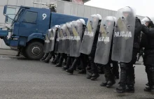 KGP mocno doposaża prewencje. Chodzi o sprzęt wykorzyst. w trakcie demonstracji