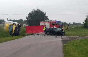 Lubelskie: Śmiertelny wypadek w Siedliszczu. BMW z maturzystami uderzyło w...