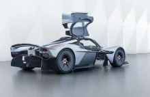 Aston Martin Valkyrie. Jego silnik V12 został stworzony na bazie jednostki R3