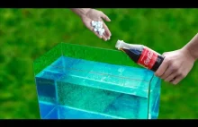 Coca Cola i Mentosy pod wodą