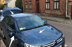 Uszkodzony samochód w Nowym Dworze Mazowieckim ul. Sukienna.