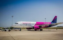 Pilne: Wprowadzono zakaz lotów z UK do Polski. WizzAir odwołuje połączenia