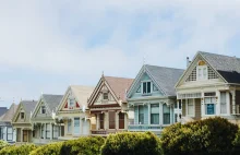 Połowa kredytobiorców w USA myśli o sprzedaży swojego domu