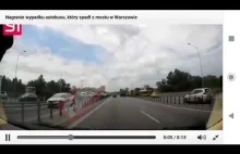 Nagranie z dzisiejszego wypadku autobusu w Warszawie