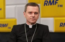 Bp Milewski: Chciałbym przeprosić za milczenie polskich biskupów. Mamy wreszcie