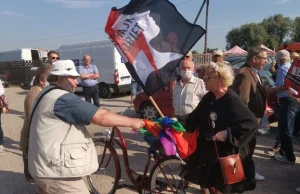 Szarpanina na konińskim bazarze przed wizytą Andrzeja Dudy