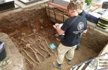Kontynuacja badań w Odolanowie - odkryto szczątki 8 żołnierzy oddziału "Błyska"