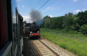 Lokomotywa spalinowa kontra parowóz. Scigały się we Wrocławiu