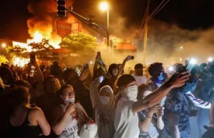 Ruch aktywistów ,,Black Lives Matter” nie przejmuje się czarnymi ludźmi |...