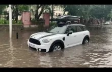 ZALANA WARSZAWA! Obfite opady deszczu sparaliżowały stolicę | FAKT24.PL