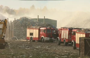 Wysypisko w Fałkowie płonęło 12 razy. Właściciel nie trafi do aresztu