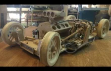 Realistyczny model działający drewniany samochód
