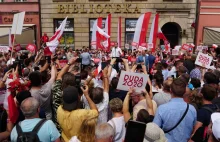 Policja chce kary dla sztabu Andrzeja Dudy za wiec we Wrocławiu