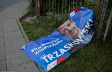 Atakowani za wywieszenie plakatów Trzaskowskiego. Anonim o "ateiście i...