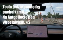 Tesla jedzie pomiędzy pachołkami! Na Autopilocie pod Wrocławiem. #2