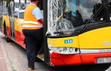 Warszawa. Kierowcy boją się jeździć autobusami