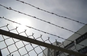 Kalifornia uwolni kolejnych więźniów