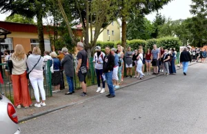 Wyborcy z wykszt. podstawowym głosowali na Dudę, z wyższym na Trzaskowskiego