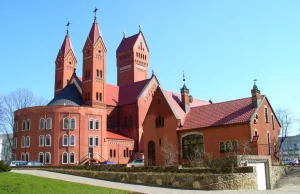 Białoruskie władze grożą odebraniem wiernym Czerwonego Kościoła w Mińsku