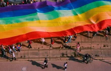 Przełom. Po skargach RPO sądy unieważniają dwie pierwsze uchwały anty-LGBT