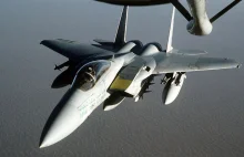 Saudyjski myśliwiec zestrzelił irańskie drony [WIDEO]
