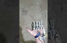Mechaniczna proteza palców dłoni