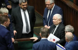 Jarosław Kaczyński zapowiada wielką repolonizacje mediów i walkę z samorządami.