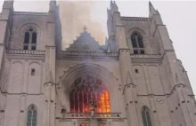 Francja: W związku z podpaleniem katedry w Nantes zatrzymano uchodźcę!