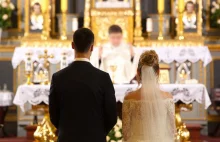 Ile kosztuje stwierdzenie nieważności ślubu kościelnego? Kwota nie jest duża.