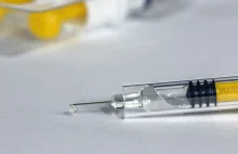 Ponad 100 tysięcy chętnych do testowania szczepionki na koronawirusa