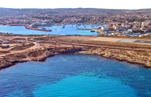 Nieprzerwana fala migracji na Lampedusa