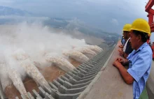Ogromne powodzie w Chinach. Tama Trzech Przełomów nie daje rady powstrzymać fali