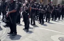 Gotowe uzbrojone bojówki przeciwko federalnej policji Trumpa