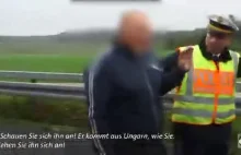 Policjant poucza Czecha, żeby nie robił zdjęć martwym ludziom po wypadku