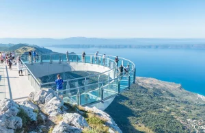 Skywalk Biokovo w Chorwacji - szklany taras widokowy na wysokości 1228 m n.p.m.
