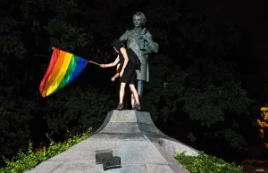 Aktywiści LGBT atakują święte dla Polaków miejsca: „To szturm! To atak! To...
