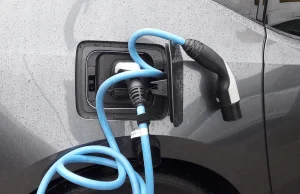 Dopłaty do samochodów elektrycznych kończą się klapą