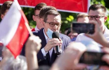 Morawiecki: wesela to jedno z głównych źródeł rozpowszechniania się wirusa