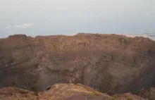 Czy na wulkan Wezuwiusz można wejść nielegalnie?