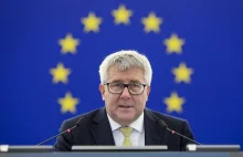 Wojaże europosła Czarneckiego skończyły się w prokuraturze