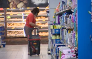 Minister zdrowia: sklepy nie będą obsługiwać klientów bez maseczek