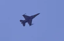 W czwartek nad Lublinem było głośno. Za sprawą samolotu F-16 .