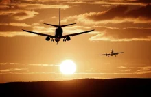UE chce wprowadzić rozwiązania, które zmniejszą emisje CO2 z lotnictwa