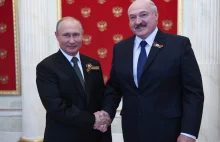 Putin gratuluje Łukaszence zwycięstwa.