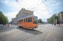 Tramwaje znowu jeżdżą przez plac Orląt Lwowskich.