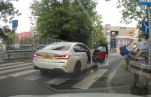 Spięcie na linii kierowca BMW - pieszy zakończone bijatyką