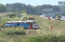 Wypadek autobusu z dziećmi na A1. Wielu rannych